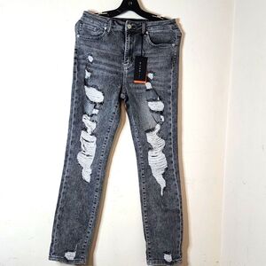 NWT Risen Los Angeles 7/28 Relaxed Fit Roll Up Skinny Jeans Gray/Light Black